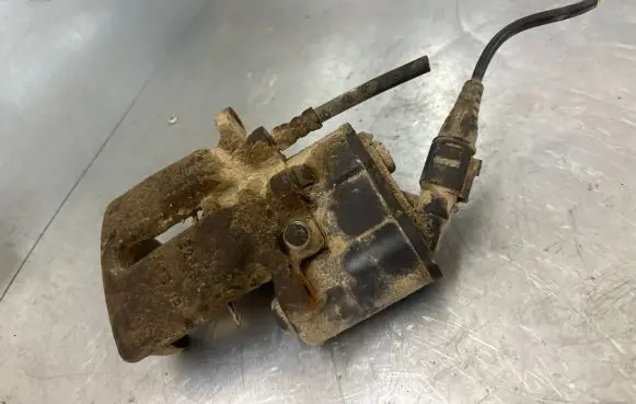 Audi A6 S6 C6 4F Rear brake caliper