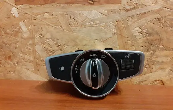 Mercedes-Benz GLC X253 C253 Light switch 10079443 A2059051810