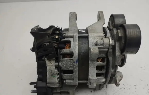Nissan Qashqai J12 Generator/alternator 2310A1749R