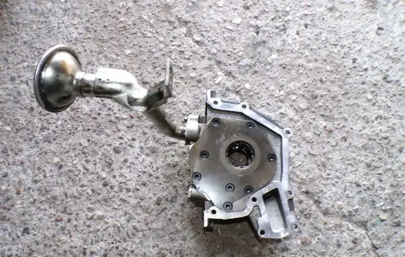 Oil pump