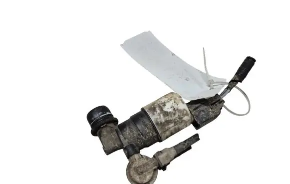 Ford C-MAX II Windscreen/windshield washer pump BK2117K624BA AV6117K624AA