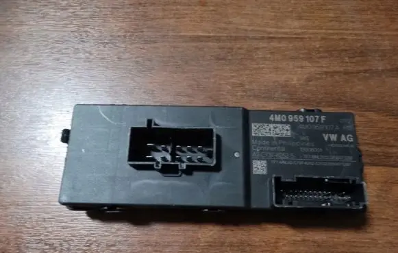 Audi A6 S6 C6 4F Other control units/modules 4M0959107F