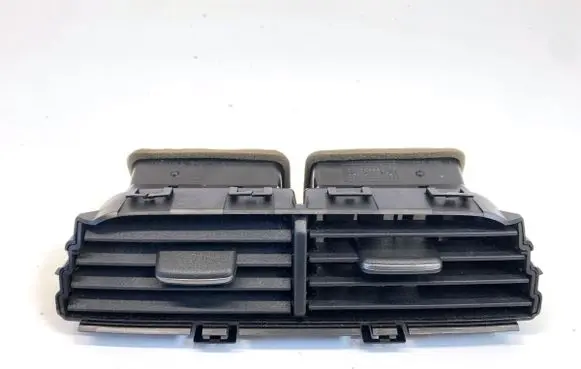 Honda Civic Dashboard side air vent grill/cover trim 