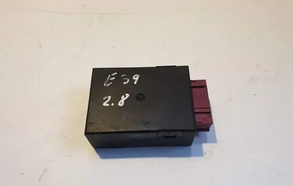 BMW 5 E39 Fuel injection pump control unit/module 61358375964 55892110