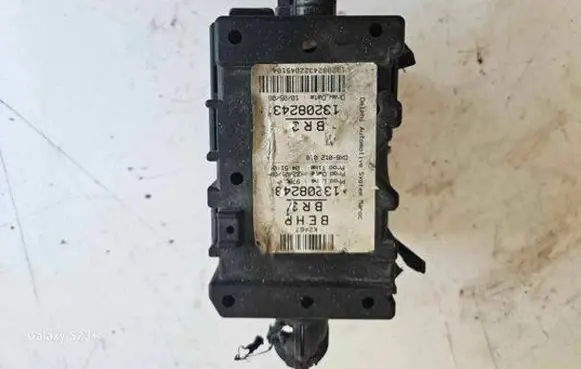 Opel Combo C Fuse box set 13208243 13140088