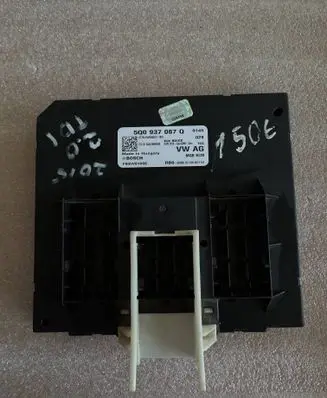 Volkswagen Golf VII Central body control module 5Q0937087Q