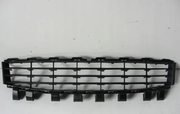 Renault Megane II Front bumper lower grill 8200412379