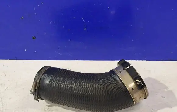 Volvo S90, V90 Intercooler hose/pipe 31686561