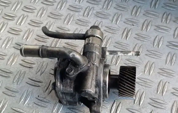 Ford Ranger Power steering pump 9Y02A3