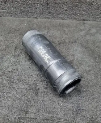 Audi A8 S8 D2 4D Turbo air intake inlet pipe/hose 057145832C