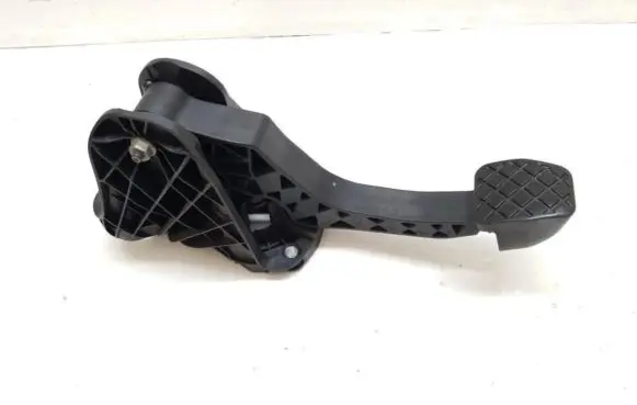 Skoda Octavia Mk2 (1Z) Clutch pedal 1K1721059ES