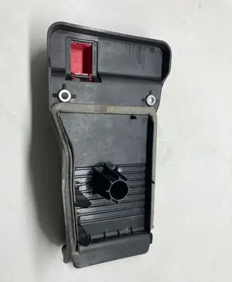 Volvo XC90 Battery box tray cover/lid 31479622
