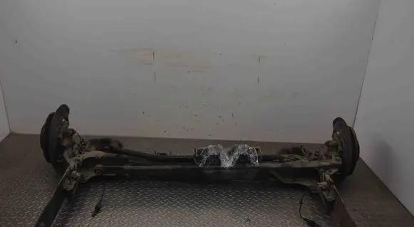 Renault Trafic III (X82) Rear axle beam 