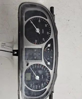 Renault Laguna II Speedometer (instrument cluster) 8200218878