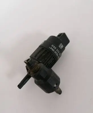 Opel Zafira B Windscreen/windshield washer pump 090586632