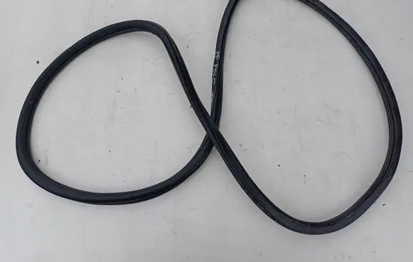 Volkswagen Polo VI Rubber seal loading door 2GS867912C