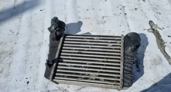 Audi A4 S4 B7 8E 8H Intercooler radiator 8E0145805AA