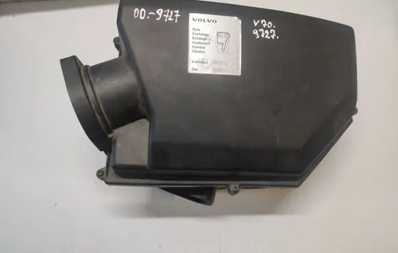 Volvo V70 Air filter box 30792196