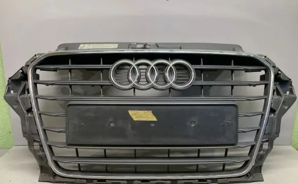 Audi A3 S3 8V Front bumper upper radiator grill 8V5853651 8V5853037