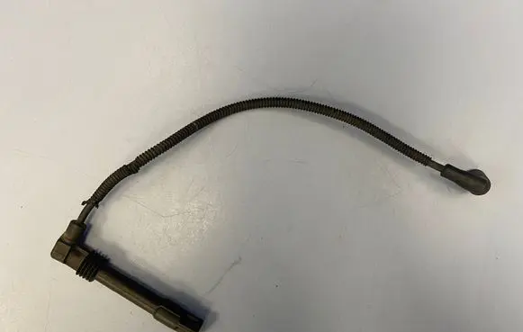 Audi A4 S4 B5 8D Ignition plug leads 06A035255A