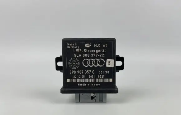 Audi A6 S6 C6 4F Light module LCM 8P0907357C 8P0907357 5LA00837922