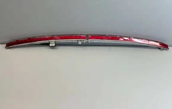 Mercedes-Benz E W212 Third/center stoplight A2128200156