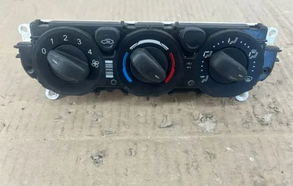 Ford Focus Climate control unit BM5T18549 BM5T19980 CM5T19980