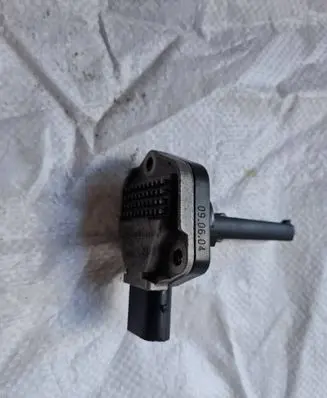 BMW 3 E46 Oil level sensor 7501786
