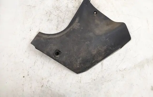 Other sill/pillar trim element
