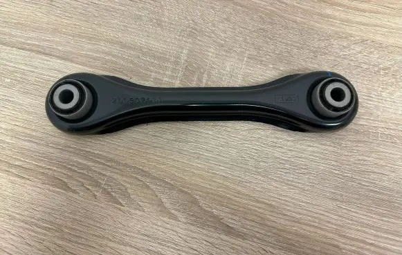 Mazda 3 I Rear control arm BBP328500A 1061668 30683067