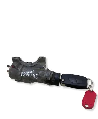 Volkswagen PASSAT B5 Ignition lock 4B0905851A