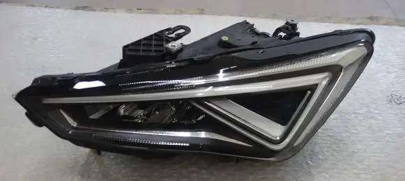 Seat Leon IV Headlight/headlamp 5FB941007F 90188325 011B02A00