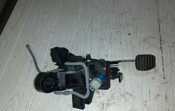 Clutch pedal
