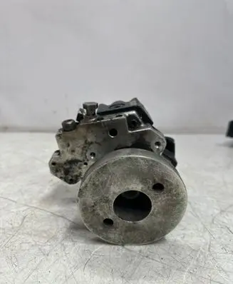 Audi A6 S6 C6 4F Fuel injection high pressure pump 0445010125
