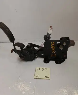 Renault Scenic I Accelerator throttle pedal 8200159647