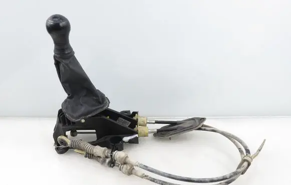 Toyota Yaris Gear shifter/selector 335300D040B