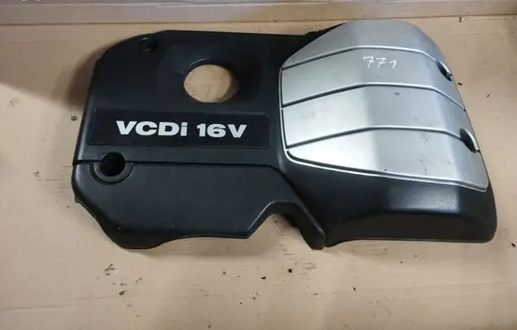Chevrolet Captiva Engine cover (trim)