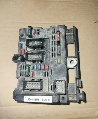 Peugeot 307 BSM Control unit 9644038680