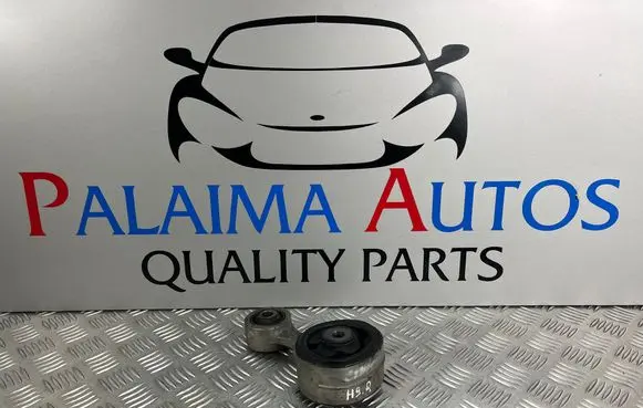 Honda Civic IX Engine mount bracket 089020