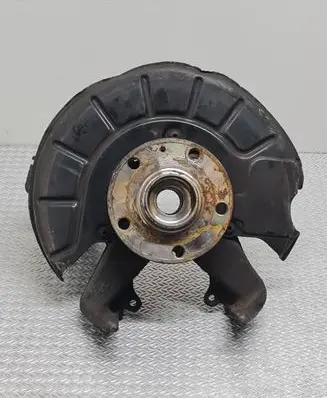 Volkswagen Golf VI Front wheel hub spindle knuckle