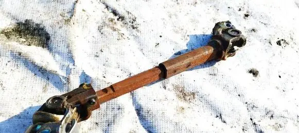 Suzuki Swift I Steering column universal joint