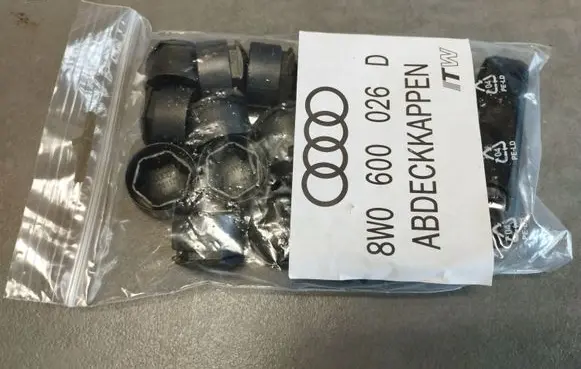 Audi A6 Allroad C8 Wheel nut cap/cover 8W0600026D