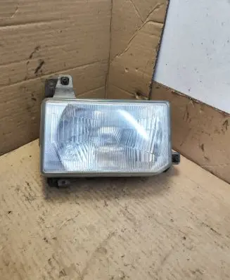 Nissan Terrano Headlight/headlamp 11023600R