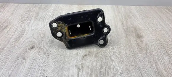 Opel Corsa C Front bumper support beam 93368359RH