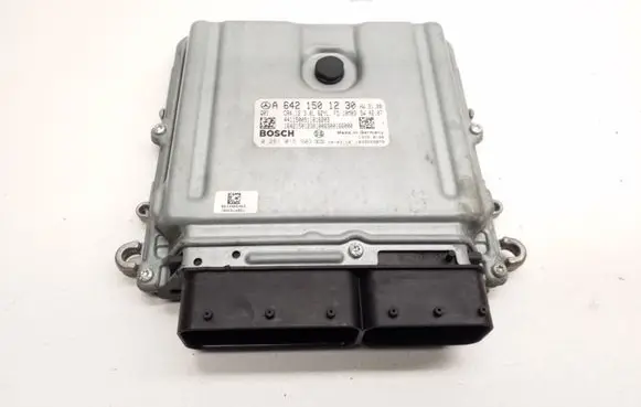 Mercedes-Benz CLS C219 Engine control unit/module A6421501230