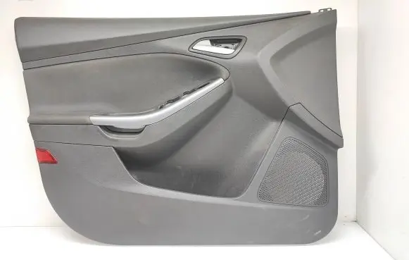 Ford Focus Front door card panel trim BM51A23943A 7125379