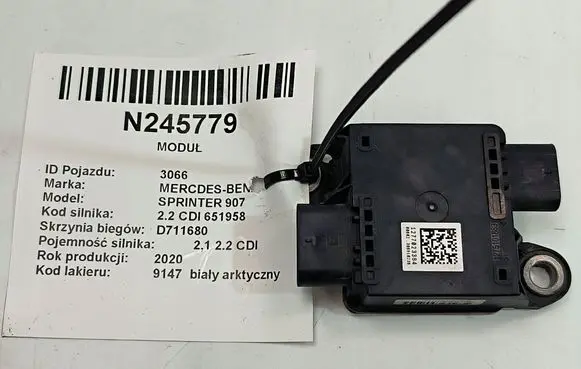 Mercedes-Benz Sprinter W907 W910 Central body control module A0009050608