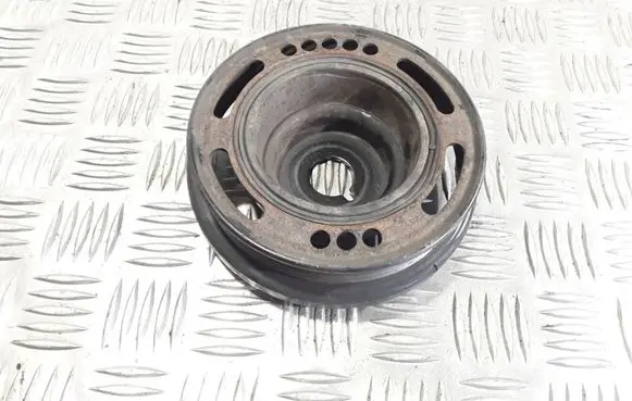 Opel Insignia A Crankshaft pulley 55565300