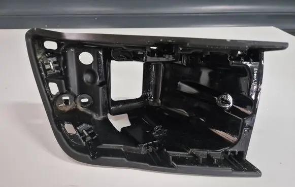 Audi A1 Front bumper mounting bracket 8XA807261A