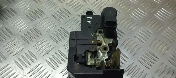 Alfa Romeo 156 Front door lock 18110242